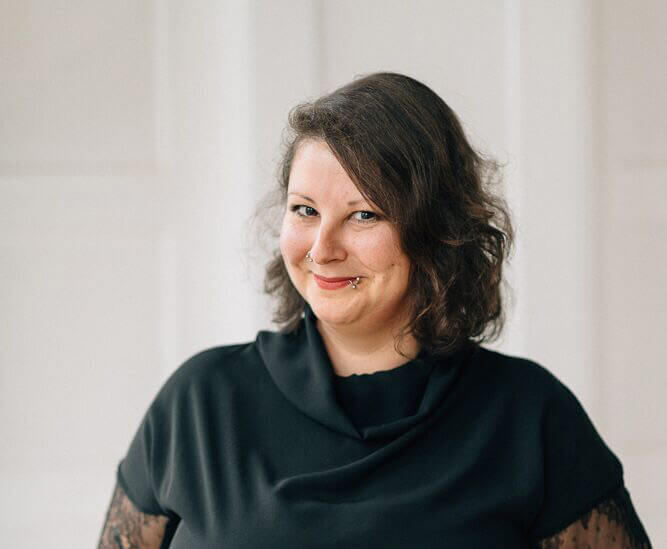 Alina Miron